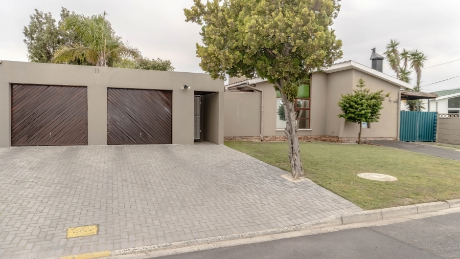 3 Bedroom Property for Sale in St Michaels Western Cape